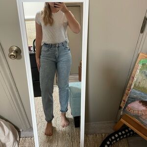 Zara Highrise Mom Jeans
